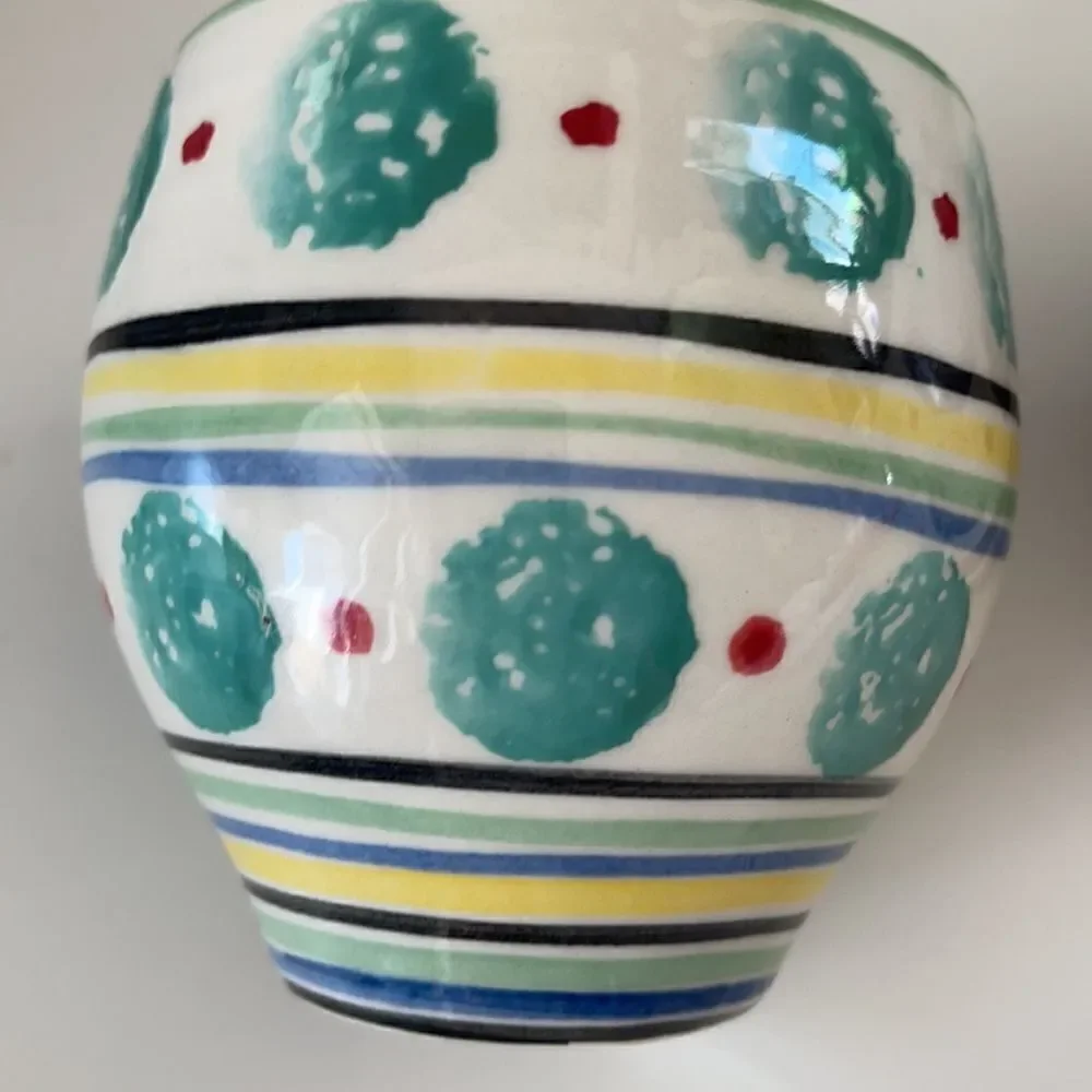 Anthropologie Abstract coffee cups set of 2